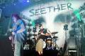: Seether - Driven Under (Acoustic) (10.8 Kb)
